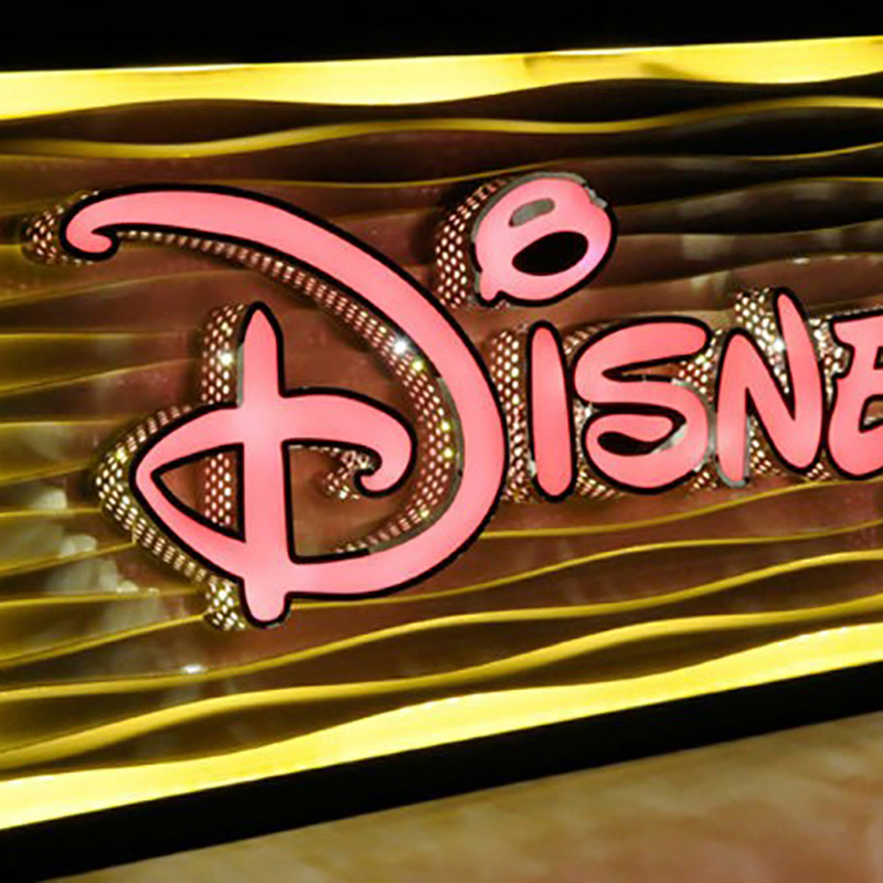 定制門頭招牌 探索LED燈珠、穿孔字、亞克力與樹脂字的數字廣告制作